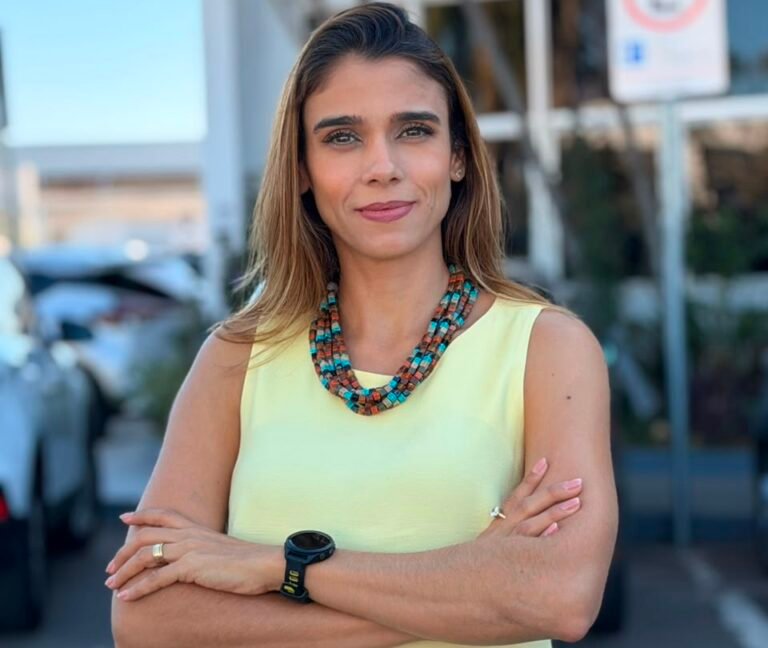 Jornalista Arianne Cândido (UB) tem candidatura a deputada estadual oficializada em convenção do MDB